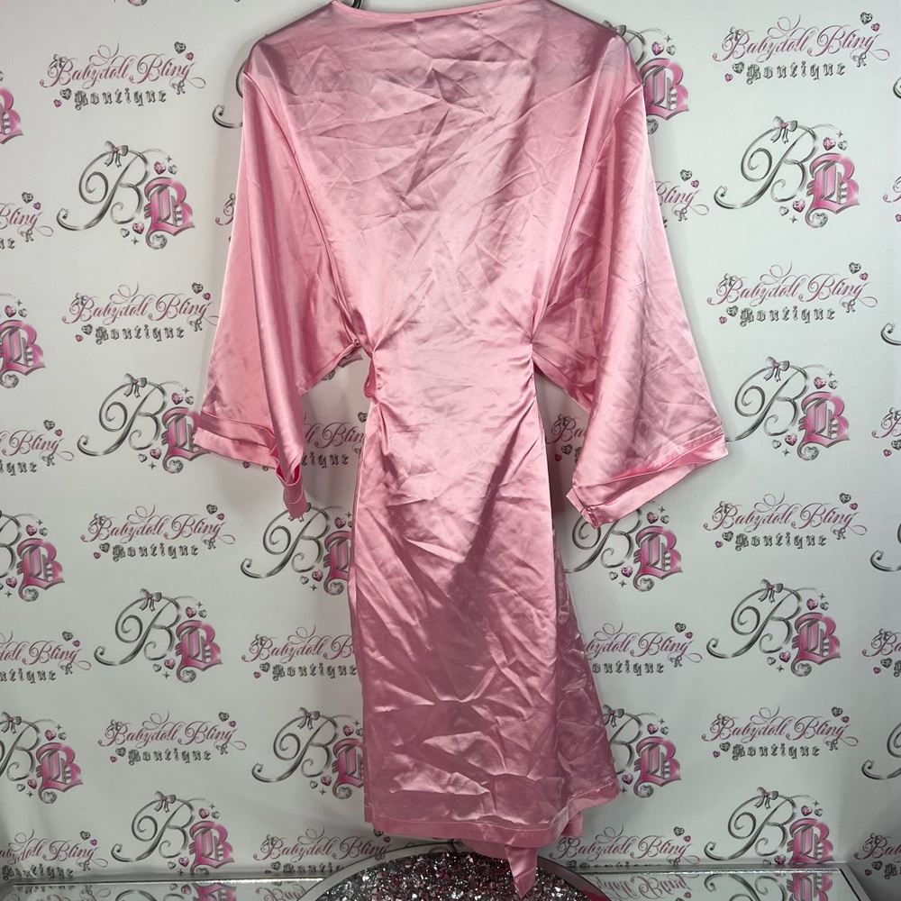 Elegant Pink Satin Women's Robe - Picture 2 of 10